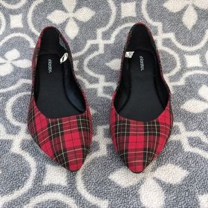 Xilhiration Red Plaid Ballet flats Size 8